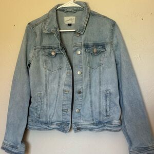Women’s Universal Thread Jean Jacket size S